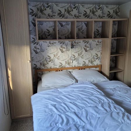 Camping De Blauwe Reiger Pieterzijl Extérieur photo